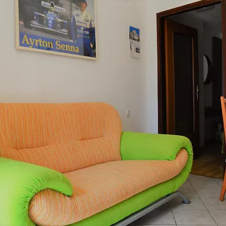 Rooms & Apartments Kvasic Krk Town Zewnętrze zdjęcie
