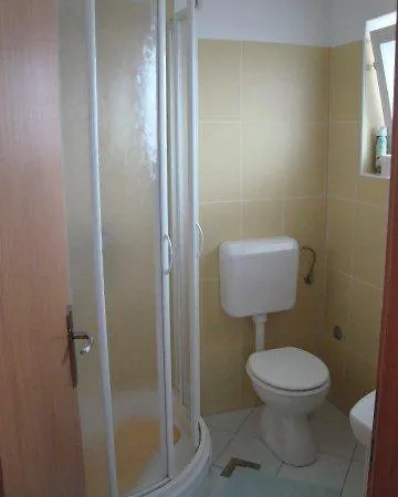 Rooms & Apartments Kvasic Krk Town Pokój zdjęcie